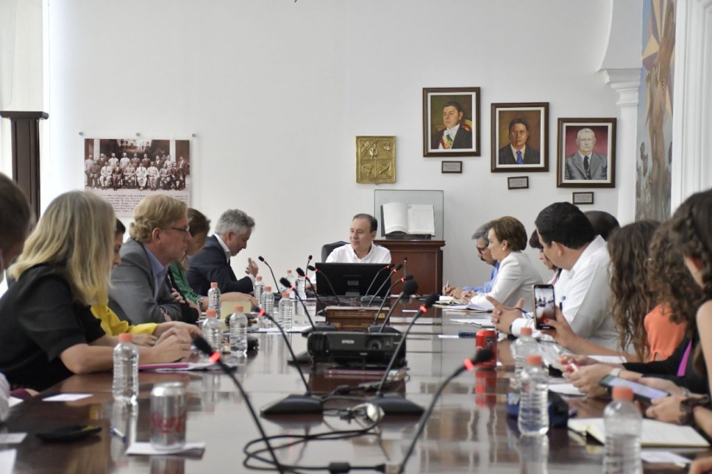 Con miras a fortalecer las políticas en los temas de la igualdad de género, la libertad de expresión y la defensa de derechos humanos.