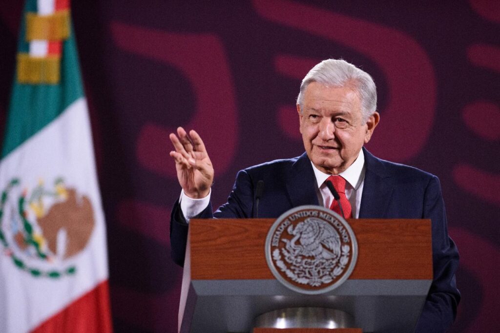 amlo-aseguro-suspension-de-martha-magana-no-es-legal-1024x682