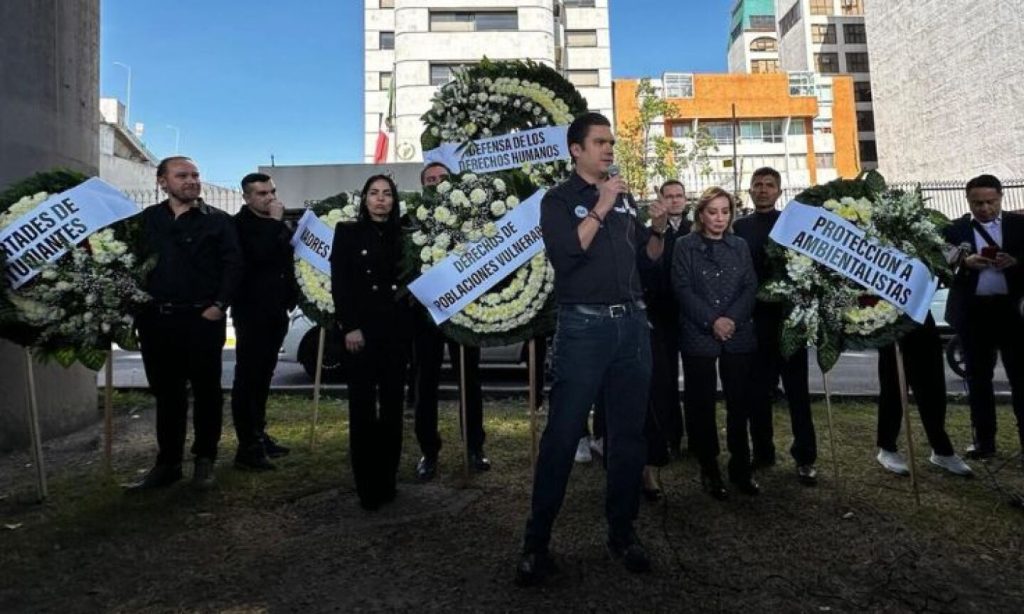 pan-protesta-funebre-cndh